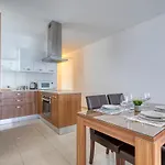 Spacious 2bd Penthouse In The Heart Of