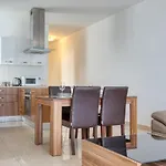 Spacious 2bd Penthouse In The Heart Of Διαμέρισμα *