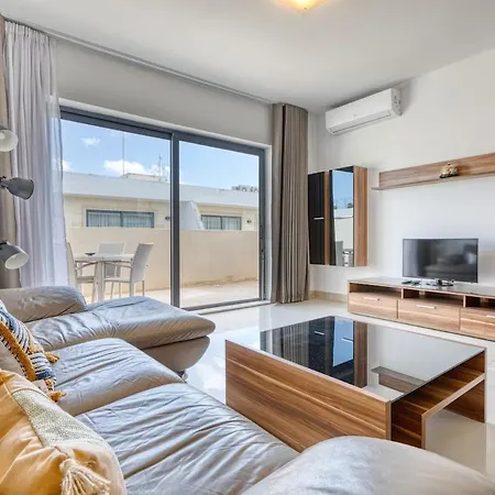 Lejlighed Spacious 2bd Penthouse In The Heart Of Sliema
