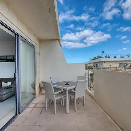 Spacious 2bd Penthouse In The Heart Of Sliema