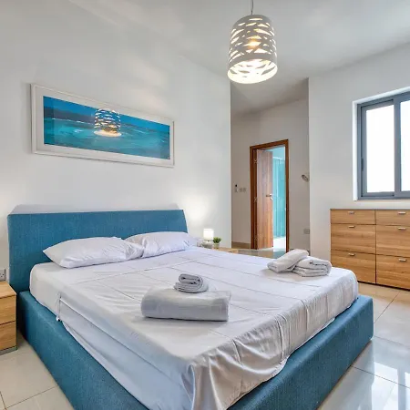 Lejlighed Spacious 2bd Penthouse In The Heart Of Sliema
