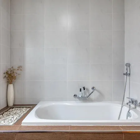 Spacious 2bd Penthouse In The Heart Of Lejlighed Sliema