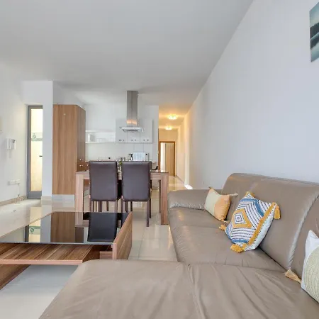 Lejlighed Spacious 2bd Penthouse In The Heart Of Sliema