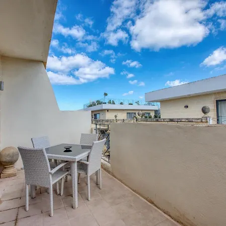 Spacious 2bd Penthouse In The Heart Of Lejlighed *