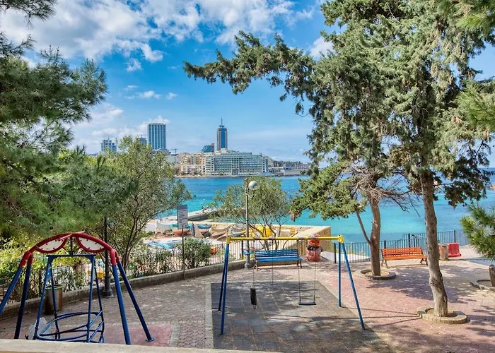 Spacious 2bd Penthouse In The Heart Of Sliema