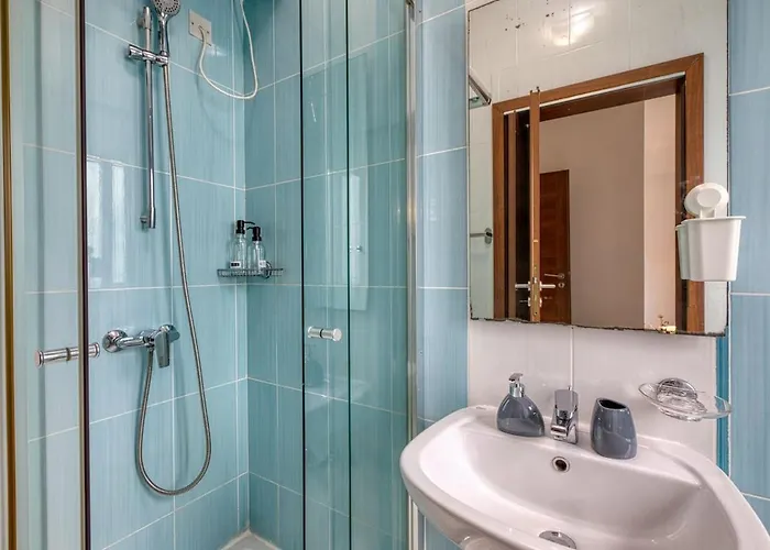 Appartement Spacious 2bd Penthouse In The Heart Of *