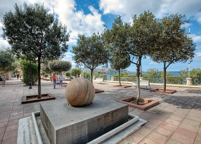 Διαμέρισμα Spacious 2bd Penthouse In The Heart Of Σλιέμα